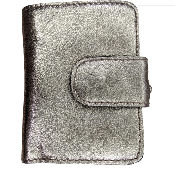 Patricia Nash Handbags - Patricia Nash Iberia Leather Wallet In Antique Gold​